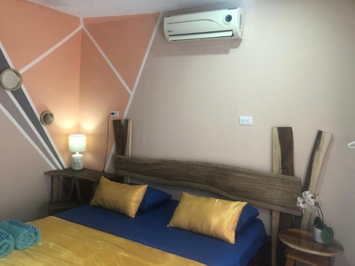 Inn Toucan House *
